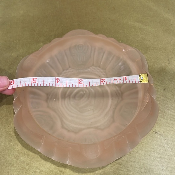 Vintage Pink Rose Satin Glass Ashtray - Picture 5 of 6